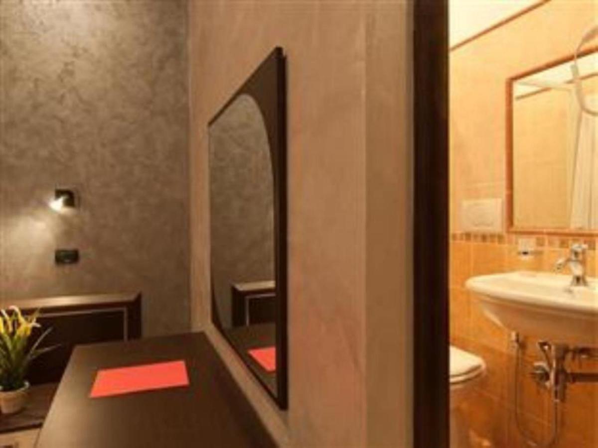 New Inn Ρώμη Εξωτερικό φωτογραφία