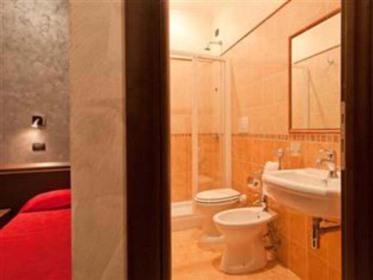New Inn Ρώμη Εξωτερικό φωτογραφία